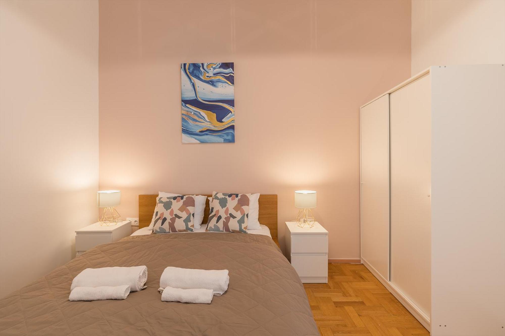 Quiet Central Near Heroes Square By Cavaland Apartment Budapest
