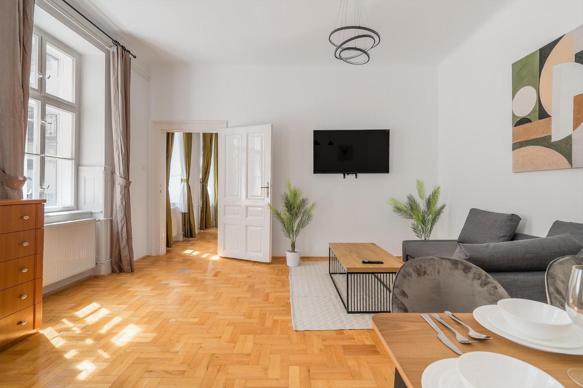 Quiet Central Near Heroes Square By Cavaland * Budapest